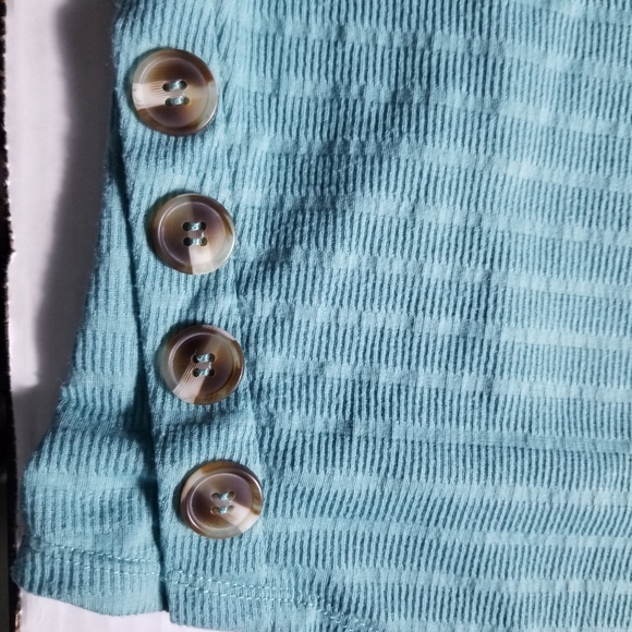 NEW YORK LAUNDRY TEAL BLUE BLOUSE WITH BUTTONS ON SIDES SIZE LARGE - Picture 7 of 11